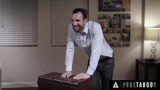 6219 Creepy Driver Lures College Hitchhikers Kenzie Reeves & ...-1