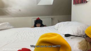 Angel Wicky Bukkake Gangbang, Show White And Dwarfs.-1