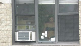 neighbor-oops-forgets-about-curtains-lol_9895963_-1