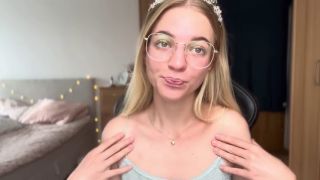 Femdom Benefits of eating another mans C U M-9