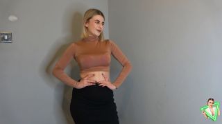 online video 37 yoga pants femdom Isla White – Humiliated in a bar, jerkoff encouragement on femdom porn-3