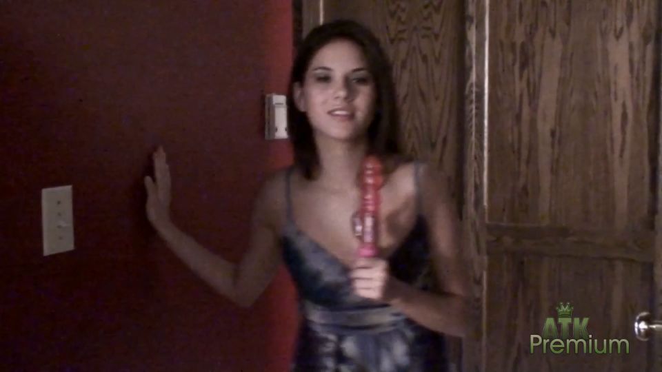 Behind The Scenes: Shyla Jennings Intimate XXX Moments Explo