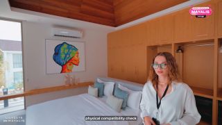 Maya Lis Realtor Was Showing A Villa But Something Went Wrong And She Jumped (Reality)-1