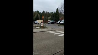 {cb746 (mp4, 1920p, 1.08 Gb)|cb746 (1.08 Gb, Avc1, 1080x1920)|c-9