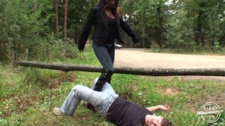 Kinkymistresses - Mistress Candy - Outdoor Worship Of The - Kinkymistresses-9