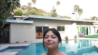 Onlyfans xoxolane - poolside blowjob and facial - 1080p-9