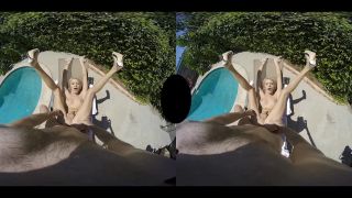 Cassandra Lovelox Hot Pie By The Pool! (21 May 2020)!!!-6