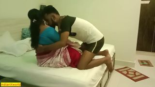 Indian cheating wife has hot sex with ac technician.-0