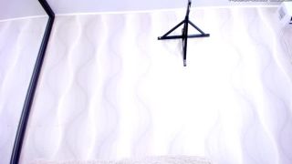 caroline – webcam – slimbody with massive saggy 36K-cups 16# bigtits -6