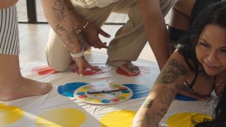 [K2S.CLUB] Gaby Hofstede, Lorena - Twister Sletjes Gaby & Lorena - FullHD 1080P-1