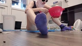 Hermina - Sexy milf, hairy pussy, big ass, vacuum cleaner. Amateur wife carrot in pussy.-1