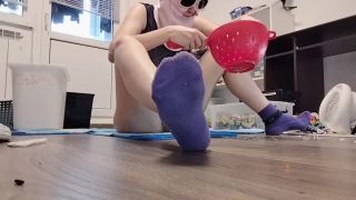 Hermina - Sexy milf, hairy pussy, big ass, vacuum cleaner. Amateur wife carrot in pussy.-2