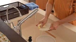 FHD DASS-442 お母さんに毎日好き好きオーラを浴びせた一ヶ月後、理性が外れたお母さんと子作りセックスを何度も何度も繰り返した。 黒木れいな-1