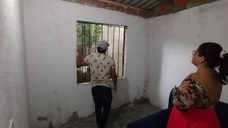 Esposa Infiel Real Big ass stepmom seduces her daughter's boyfriend while she's not at home. Part 1-0