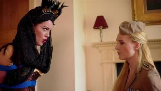 RestrainedEleganceZoe Page & Ariel Anderssen - Timetravel Mistake-6