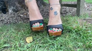 TATIANA - tatianasnaughtytoes () Tatianasnaughtytoes - new emerald green pedicure park mules in the park closeup with my high he 05-09-2020-8