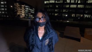 Video A Pretty Arab Girl From The City Gets Fucked Publicly In Anal...-2