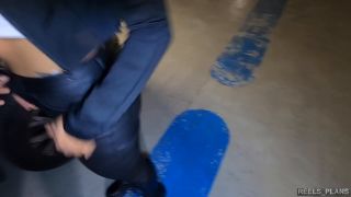 Video A Pretty Arab Girl From The City Gets Fucked Publicly In Anal...-6