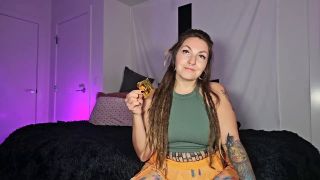 Teen Spookybunz – Hes Too Big for Condoms Babe-1