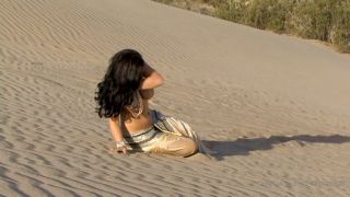 Holly Randall 5eb464c33495941ee3275 source-5