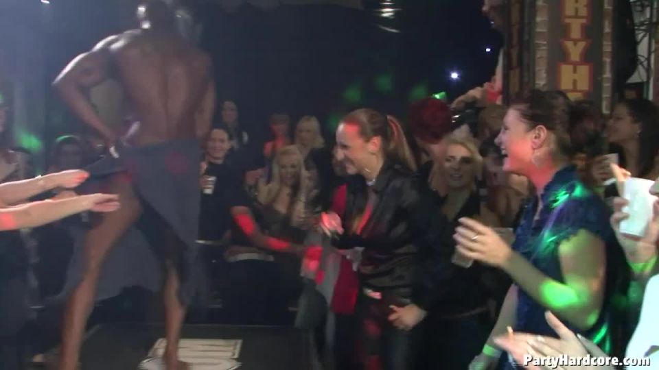 Party Hardcore Vol 56 Part 1 (Party)