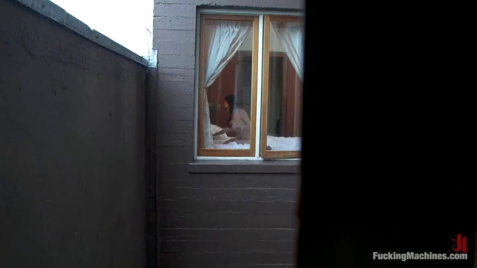 April O'Neil (8009) / Dorm Life Download New Porn Video F...
