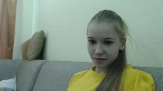 Online Fetish video Innocent 18 years old young girl-3