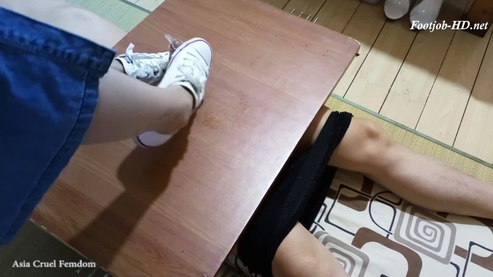 online xxx video 43 public foot fetish Canvas Shoejob Ejaculate, foot on femdom porn