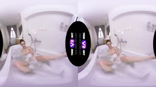 The Most Sensual Bath Solo by Arwen Gold in VR - TeenMegaWorldVR-3