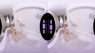 The Most Sensual Bath Solo by Arwen Gold in VR - TeenMegaWorldVR-9