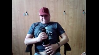 Webcam Hot teen on webcam makes me cum hard-1
