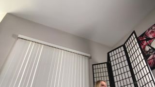 Roxie Rae Roxierae - i am here to entertain today i had to shoot a karate custom clip making bruce lee noises 07-05-2020-8