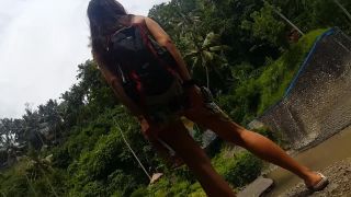 Dream4AngelPussy Flashing at RAFTING Spot among Chinese tourists # Public NO PANTIES-1