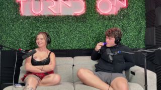 7130 Sexy Big Natural Tits Amateur Brandy Renee Car Fucking L...-4