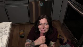 Fetish porn Bettie Bondage – Magic Remote Makes Mom a Gag Slut   remote control -7