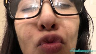Ondrea Lee Korean-Giantess-Growing-6