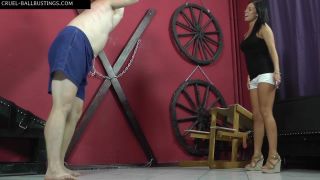 Ballkick with a platfrom Sex Clip Video Porn Download Mp4-1