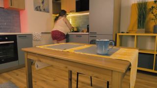 7178 Stepmom Noticed her Stepson Jerking off under the Table ...-1