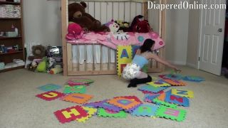 Diaperedonline2Mia Mia Plays with Foam Letters-1