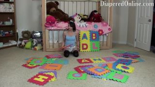 Diaperedonline2Mia Mia Plays with Foam Letters-2