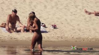 Curvy young naturist lets the sun kiss her  body-2