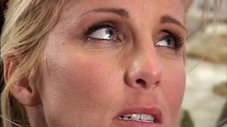 Up The Wahzoo, Scene 3-9