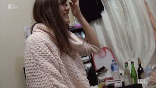 Aizawa Emiri: Broke Girl's Steamy Encounter with Stranger-1