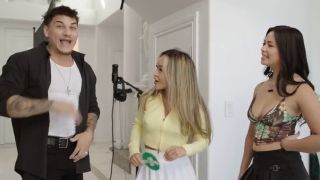Rough Sex Hot Victor Ray Takes on Linda Lan and Scarlett Alexis in a Steamy Asian Threeway-4