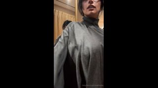 Mia Khalifa Try On: Stunning Clothed OnlyFans Clips - Watch-2
