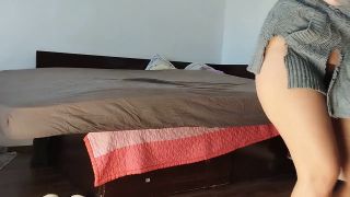 Dancing Amateur wife dancing naked around the house, hairy pussy, big ass.-8