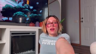 Elle Marz - Ur gf needs sweaty feet worship-3
