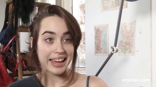 Ersties Diese 22Jährige Macht Es Ihr Am Liebsten Mit Bloßen Fingern-2