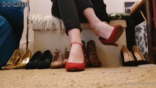 fetish  kinkinny  Kinkinny 1079857636 10 19 2020 Nouvelle Video J Essaie Toutes Mes Chaussures Talons-5