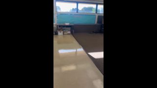 Kingflow - Quickie before summer break SCHOOL-1